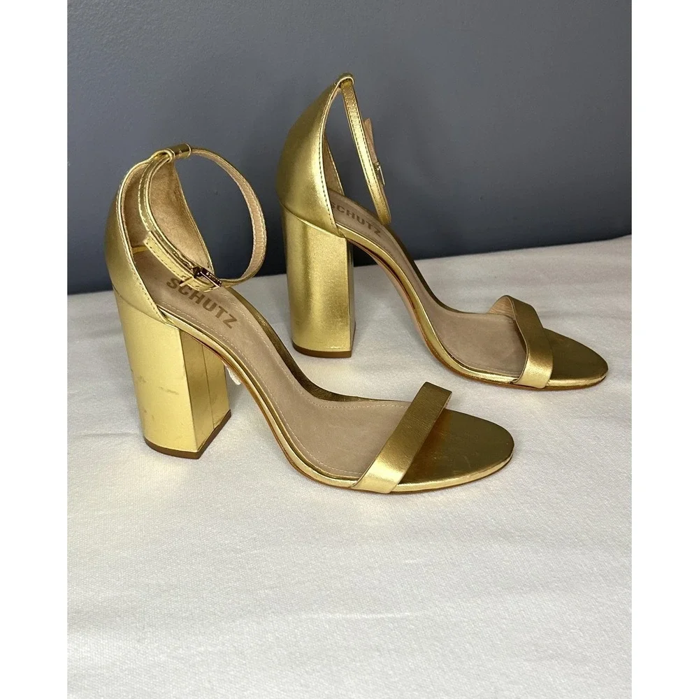 SCHUTZ pre owned